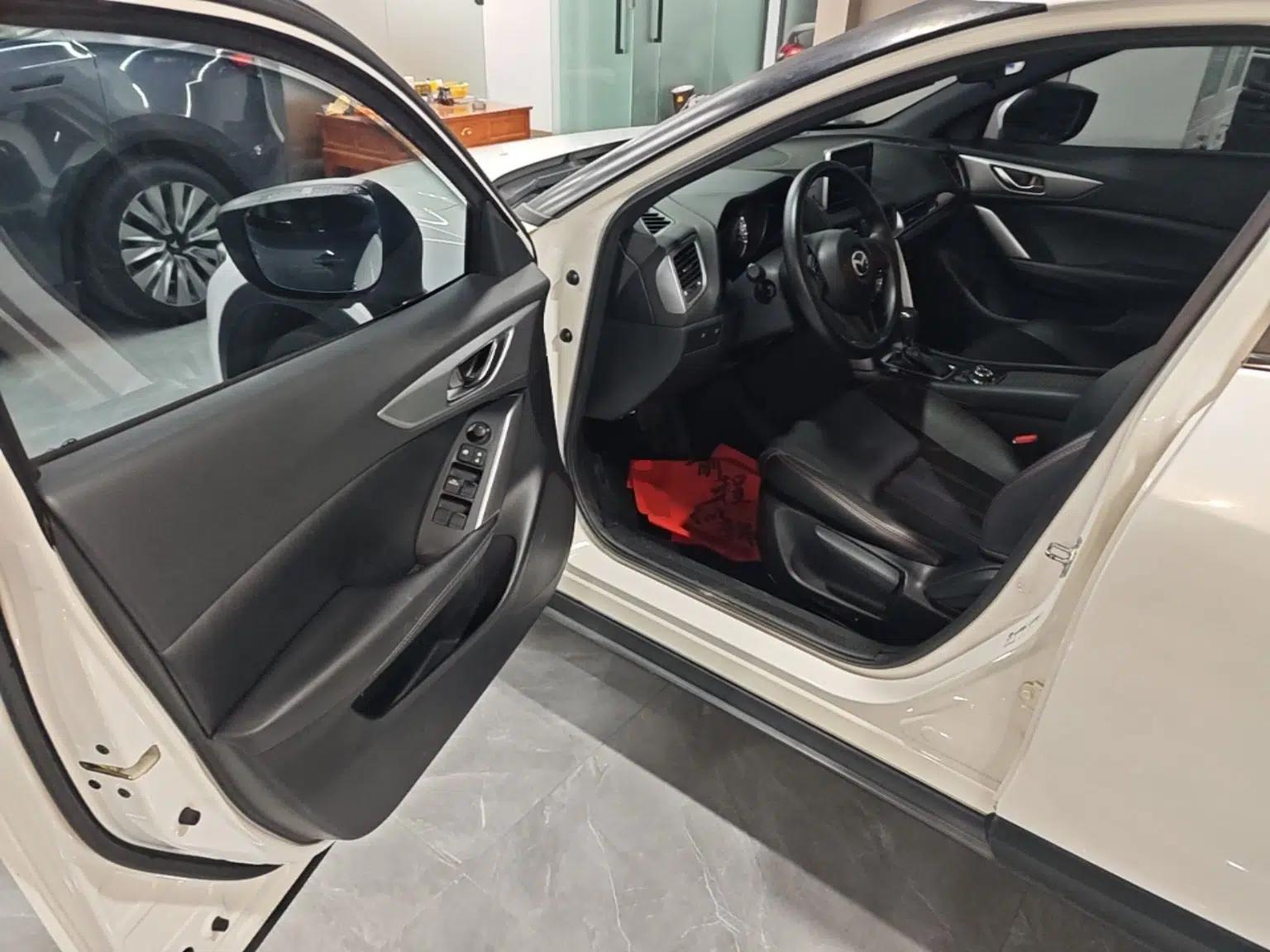 Mazda CX-4 2016 2.0L Automatic 2WD Blue Sky Dynamic Edition — миниатюра 19