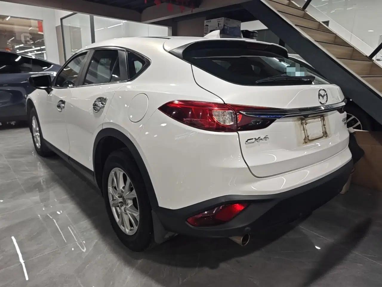 Mazda CX-4 2016 2.0L Automatic 2WD Blue Sky Dynamic Edition — миниатюра 4