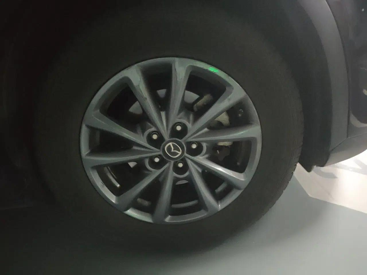 Mazda CX-4 2020 2.0L Automatic Two-Wheel Drive Blue Sky Dynamic Edition — миниатюра 8