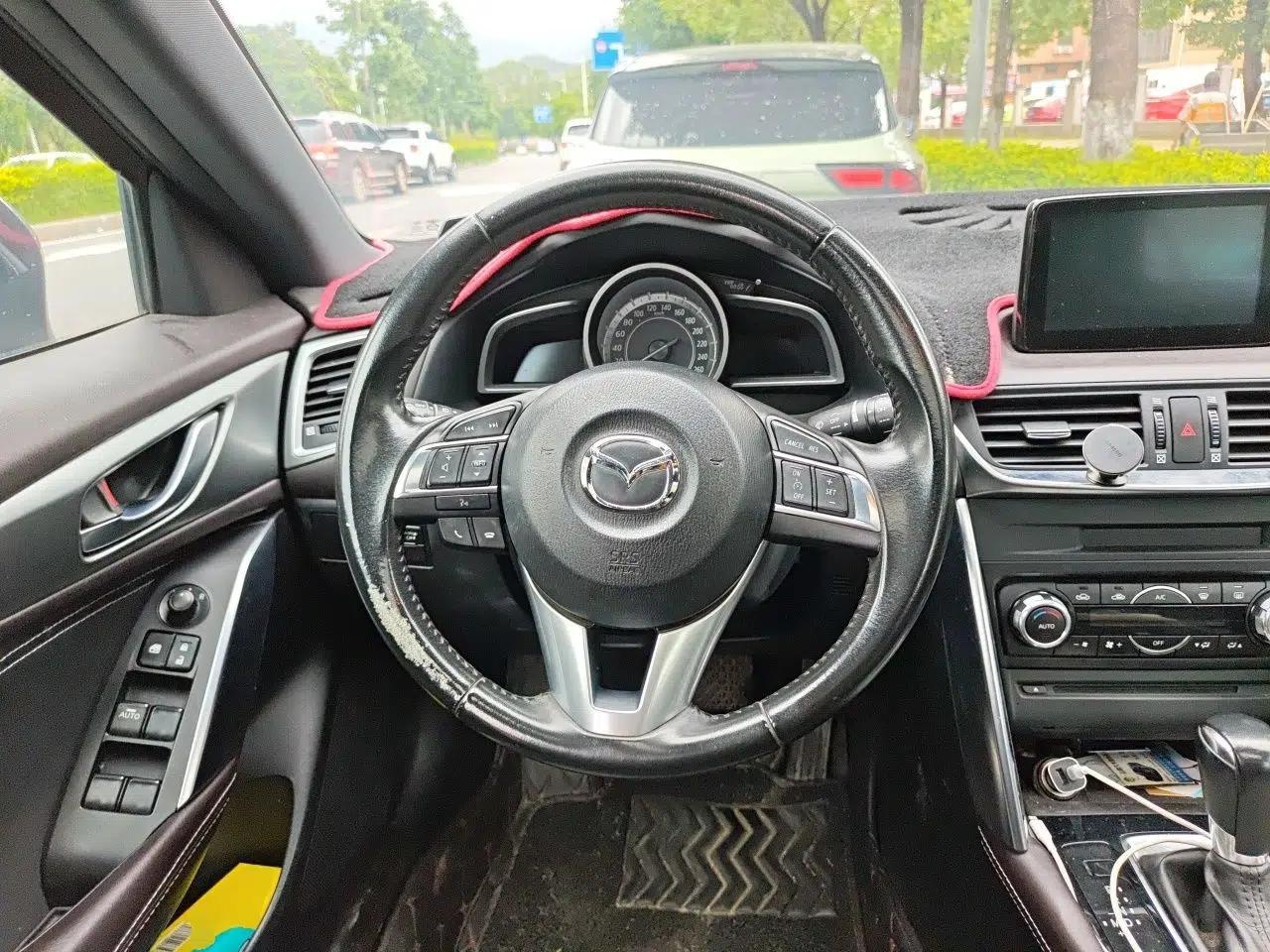 Mazda CX-4 2016 2.0L Automatic 2WD Blue Sky Luxury Edition — миниатюра 11