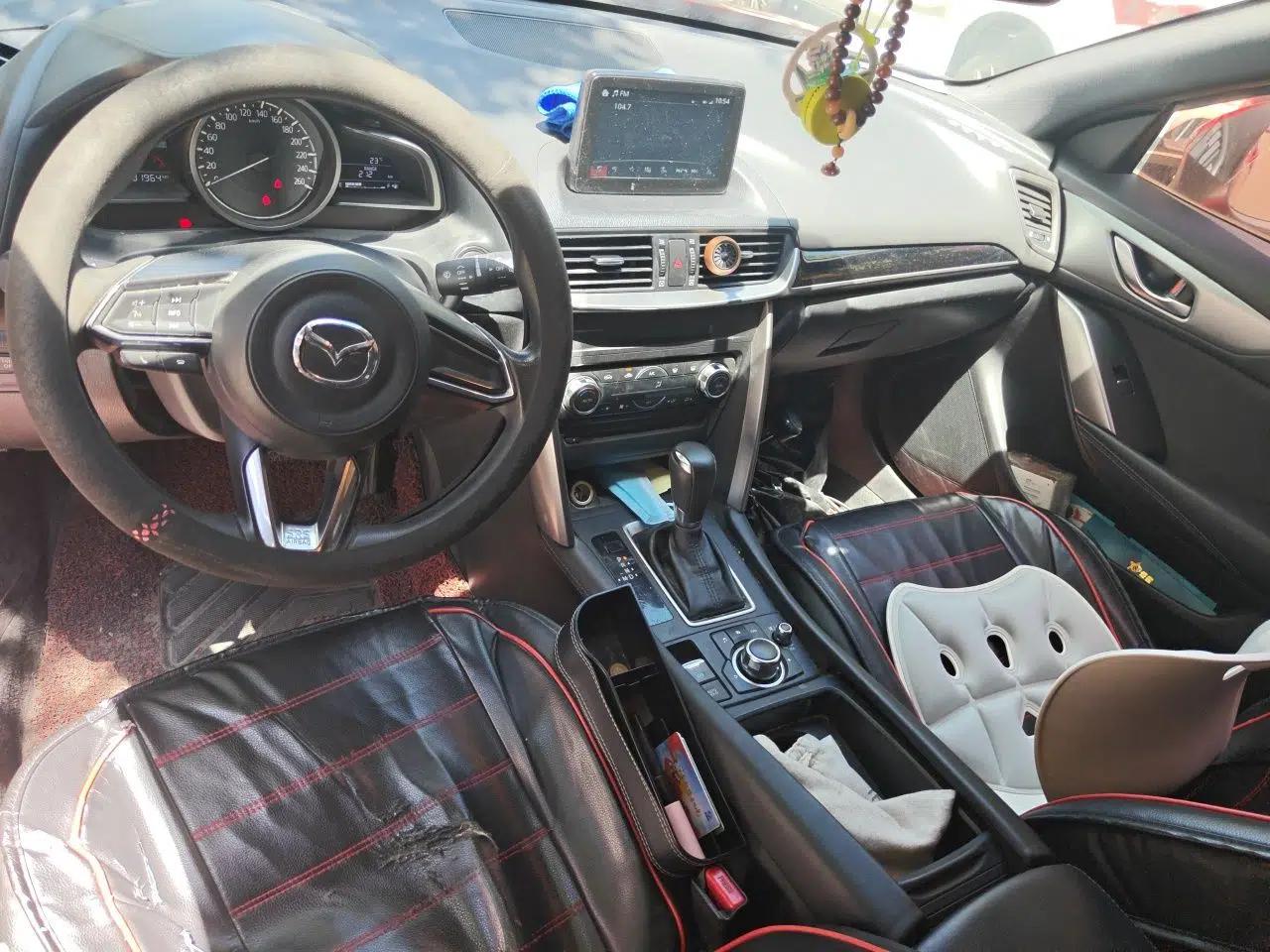 Mazda CX-4 2018 2.0L Automatic 2WD ZhiLing Tech Edition China V Standard — миниатюра 18
