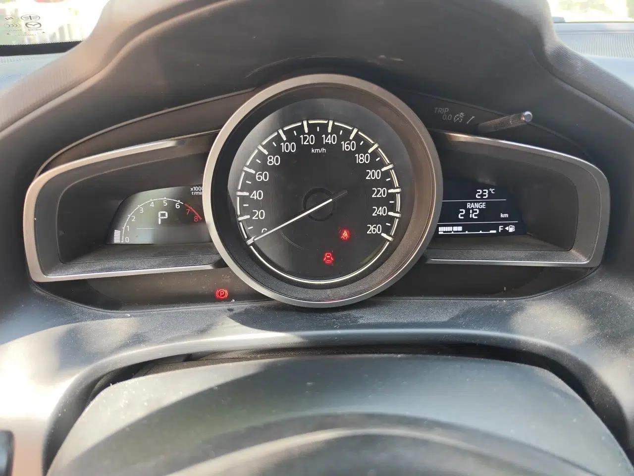 Mazda CX-4 2018 2.0L Automatic 2WD ZhiLing Tech Edition China V Standard — миниатюра 10