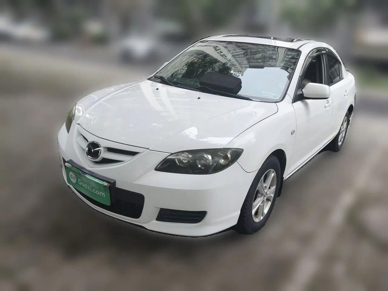 Mazda 3 2012 1.6L Automatic Classic Standard Edition — миниатюра 1