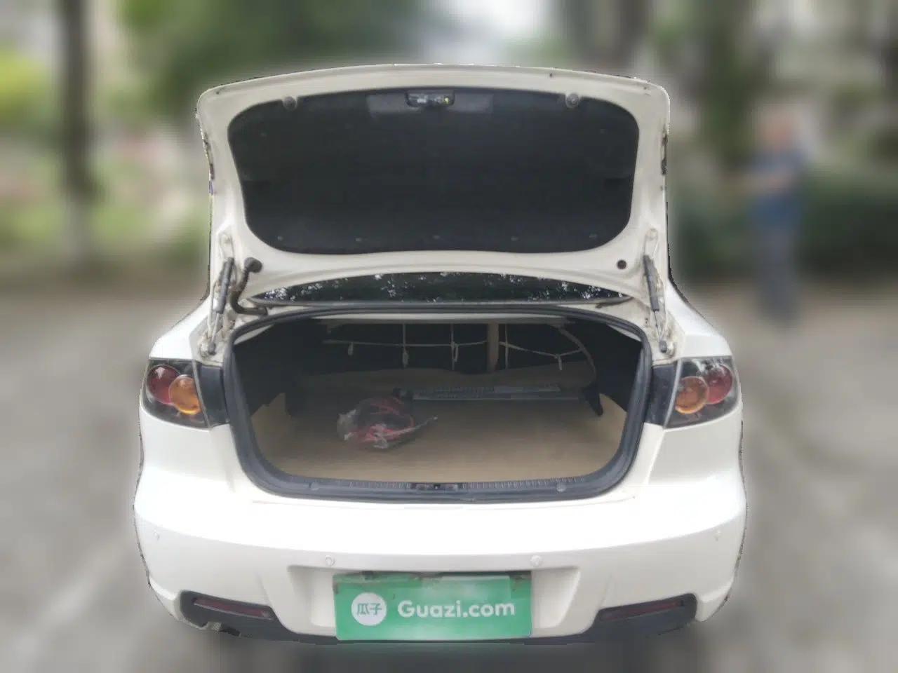 Mazda 3 2012 1.6L Automatic Classic Standard Edition — миниатюра 20