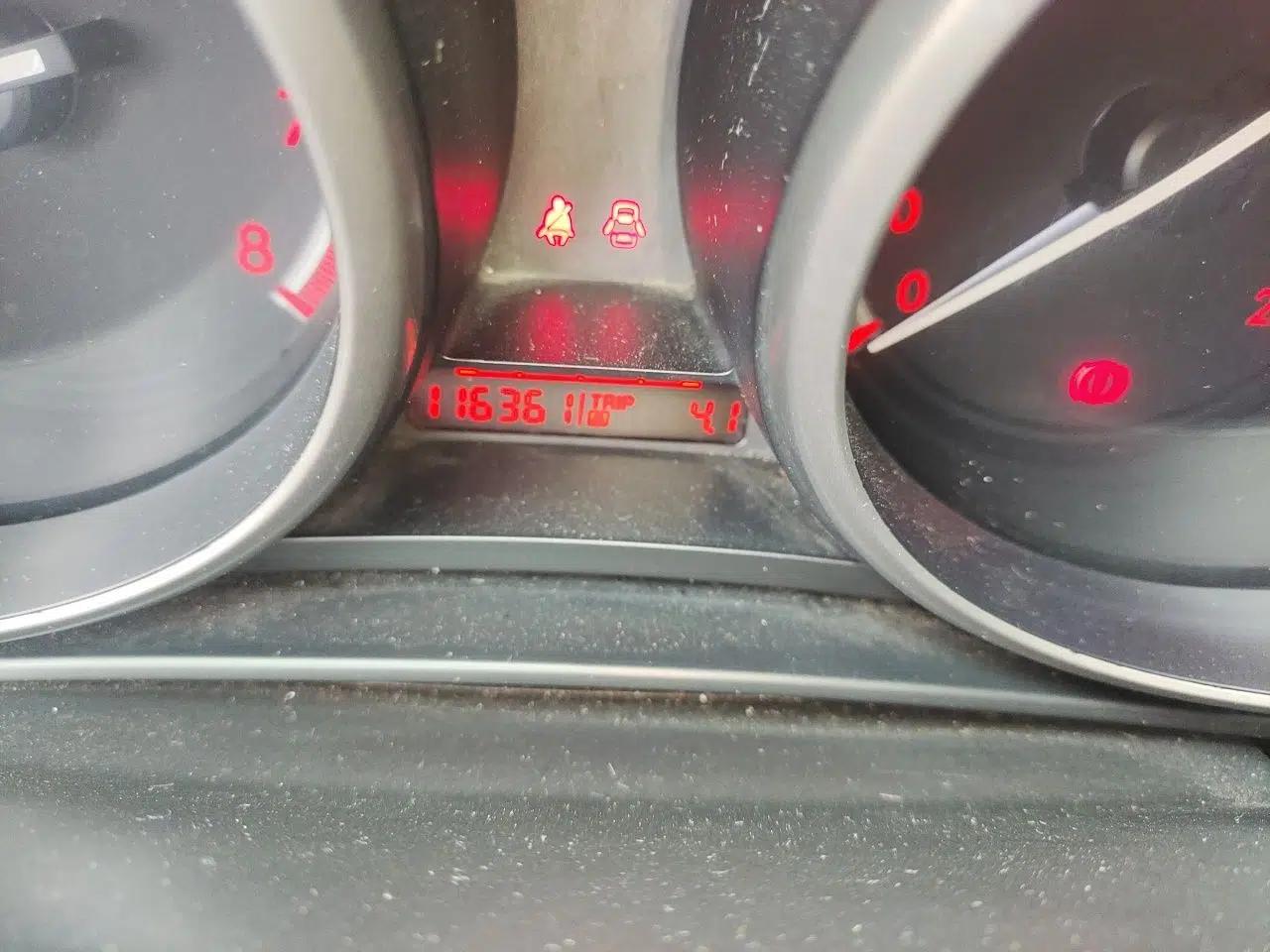 Mazda 3 2013 Hatchback 1.6L Automatic Elite Model — миниатюра 13
