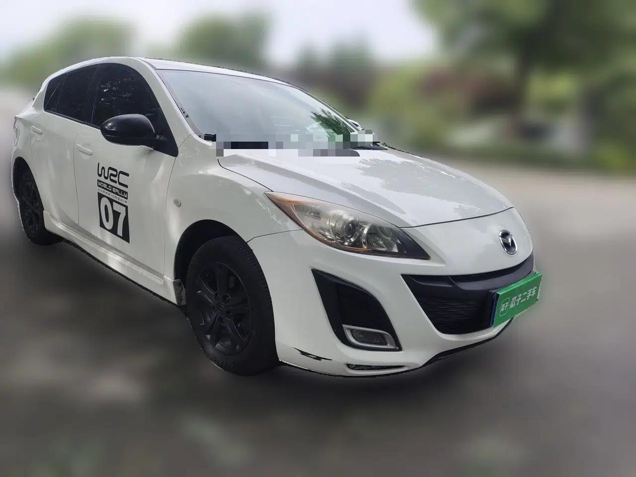 Mazda 3 2013 Hatchback 1.6L Automatic Elite Model — миниатюра 3