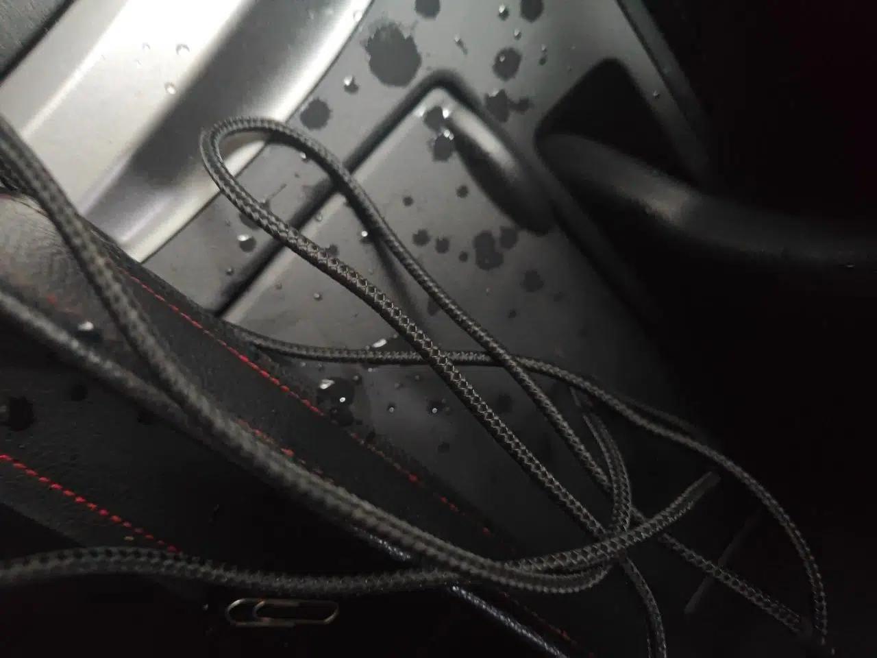 Mazda 3 2010 Hatchback 1.6 Automatic Luxury Model — миниатюра 9