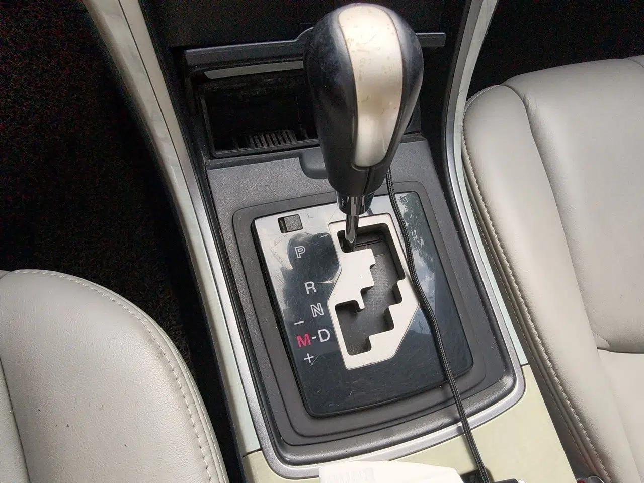 Mazda 6 2010 2.0L Automatic Luxury Edition — миниатюра 15