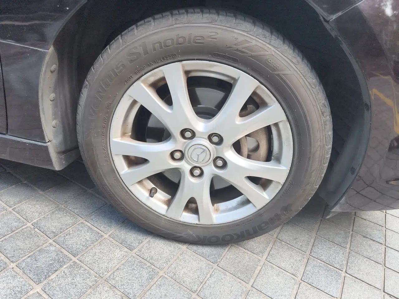 Mazda 6 2010 2.0L Automatic Luxury Edition — миниатюра 8