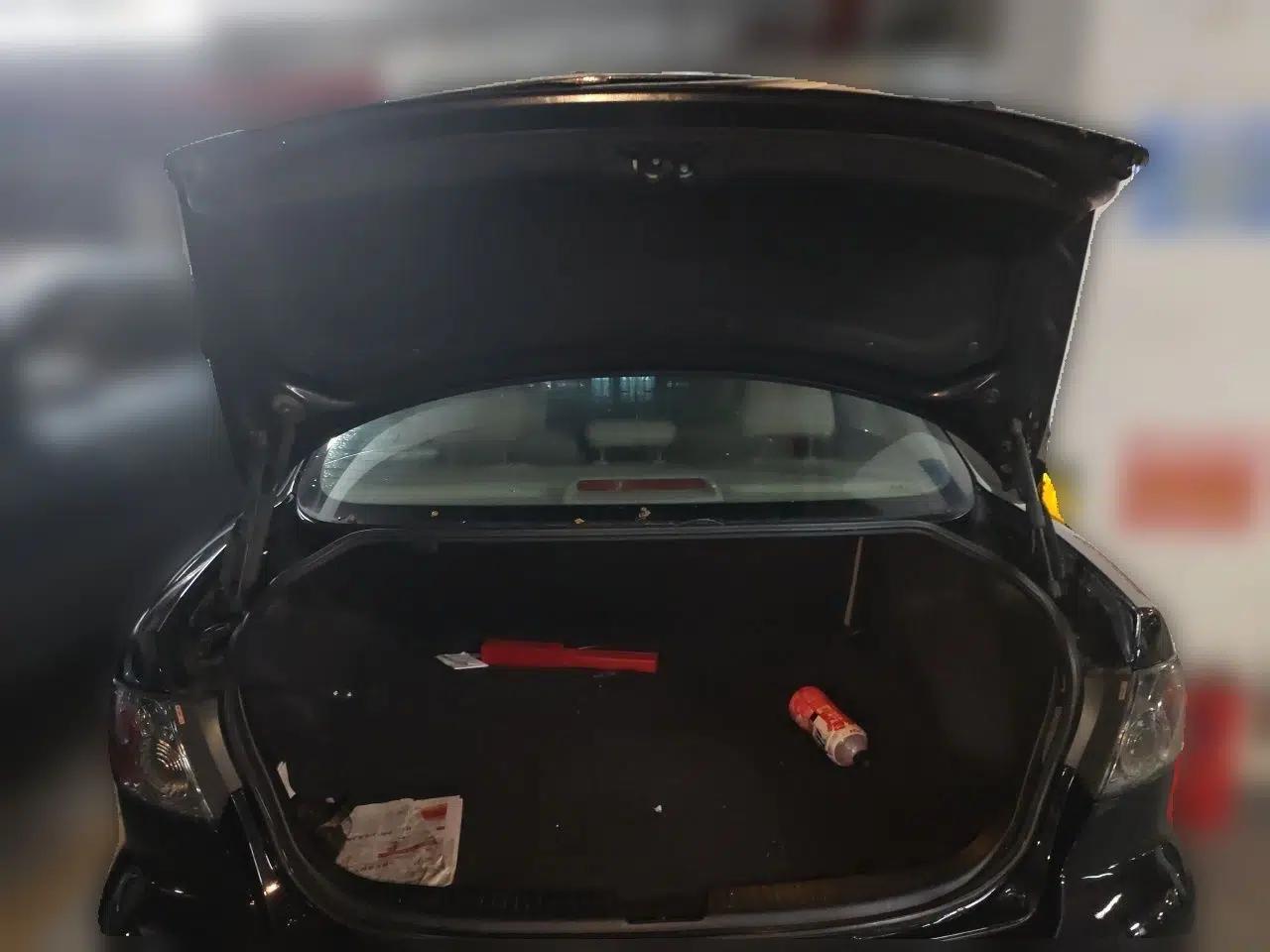 Mazda 6 2011 2.0L Automatic Fashion Edition — миниатюра 20