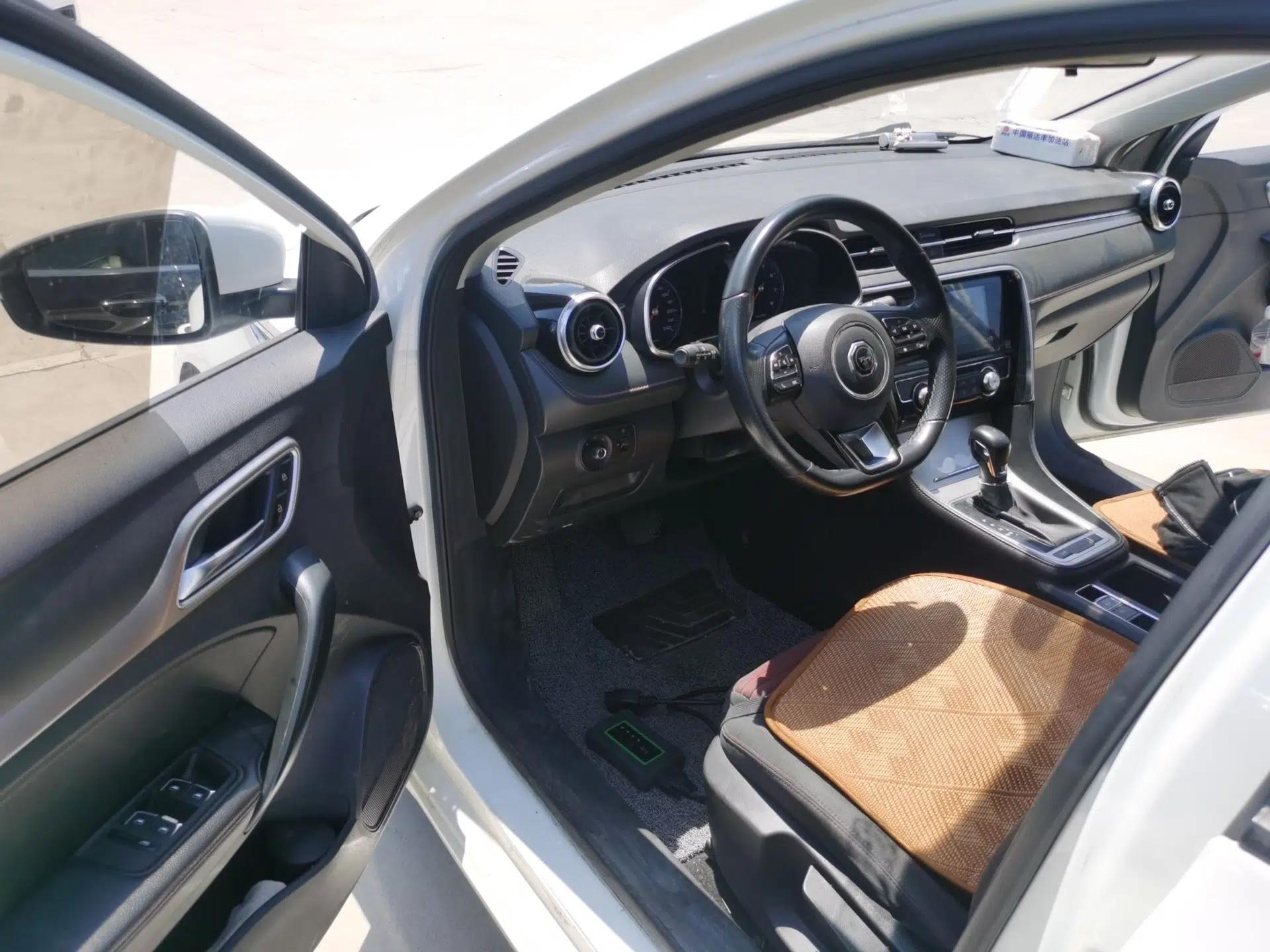 MG 6 2017 20T Automatic Elite Smart Connect Version China V Standard — миниатюра 17