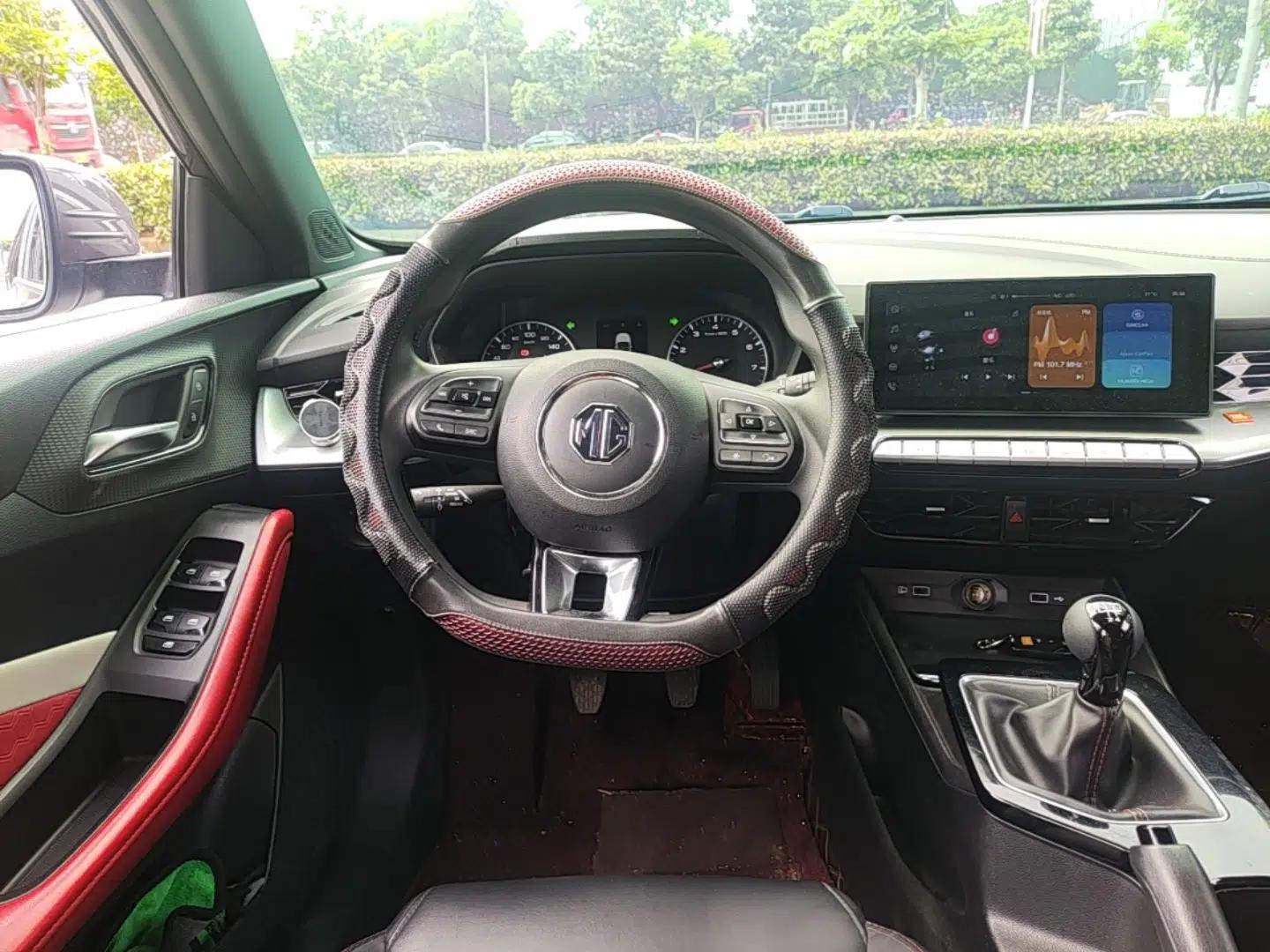 MG 5 2022 180 DVVT Manual Youth Luxury Edition — миниатюра 14