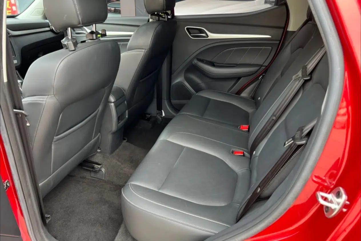 MG ZS 2018 1.5L Automatic Luxury Edition China V Standard — миниатюра 13