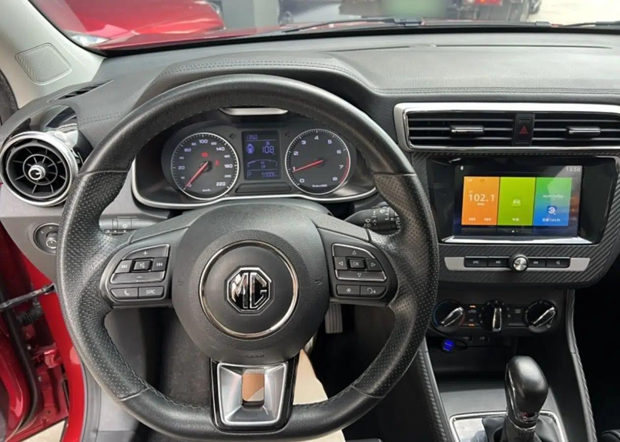 MG ZS 2018 1.5L Automatic Luxury Edition China V Standard — миниатюра 10