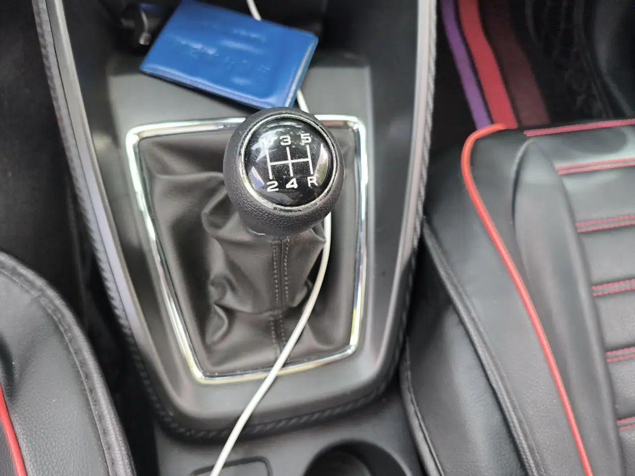 MG ZS 2020 Global Bestseller with 1.5L Engine Manual Transmission and a Massive 65-Inch Panoramic Sunroof Version — миниатюра 15