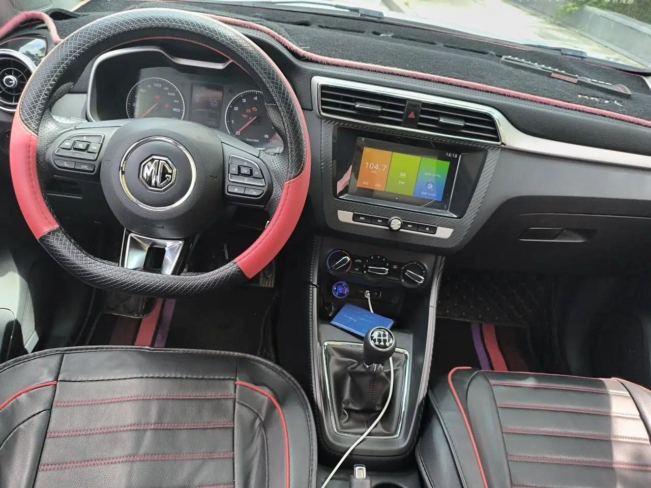 MG ZS 2020 Global Bestseller with 1.5L Engine Manual Transmission and a Massive 65-Inch Panoramic Sunroof Version — миниатюра 10