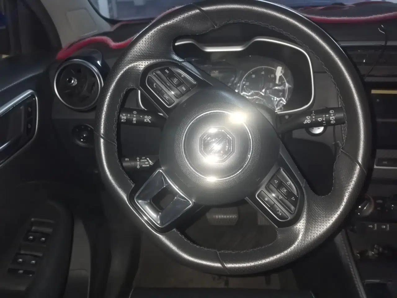MG ZS 2017 1.5L Automatic Luxury Edition — миниатюра 11