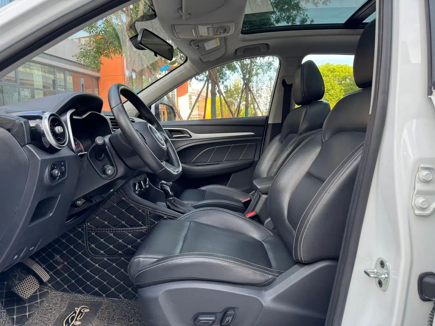 MG ZS 2018 1.5L Automatic Luxury Edition China V Standard — миниатюра 19