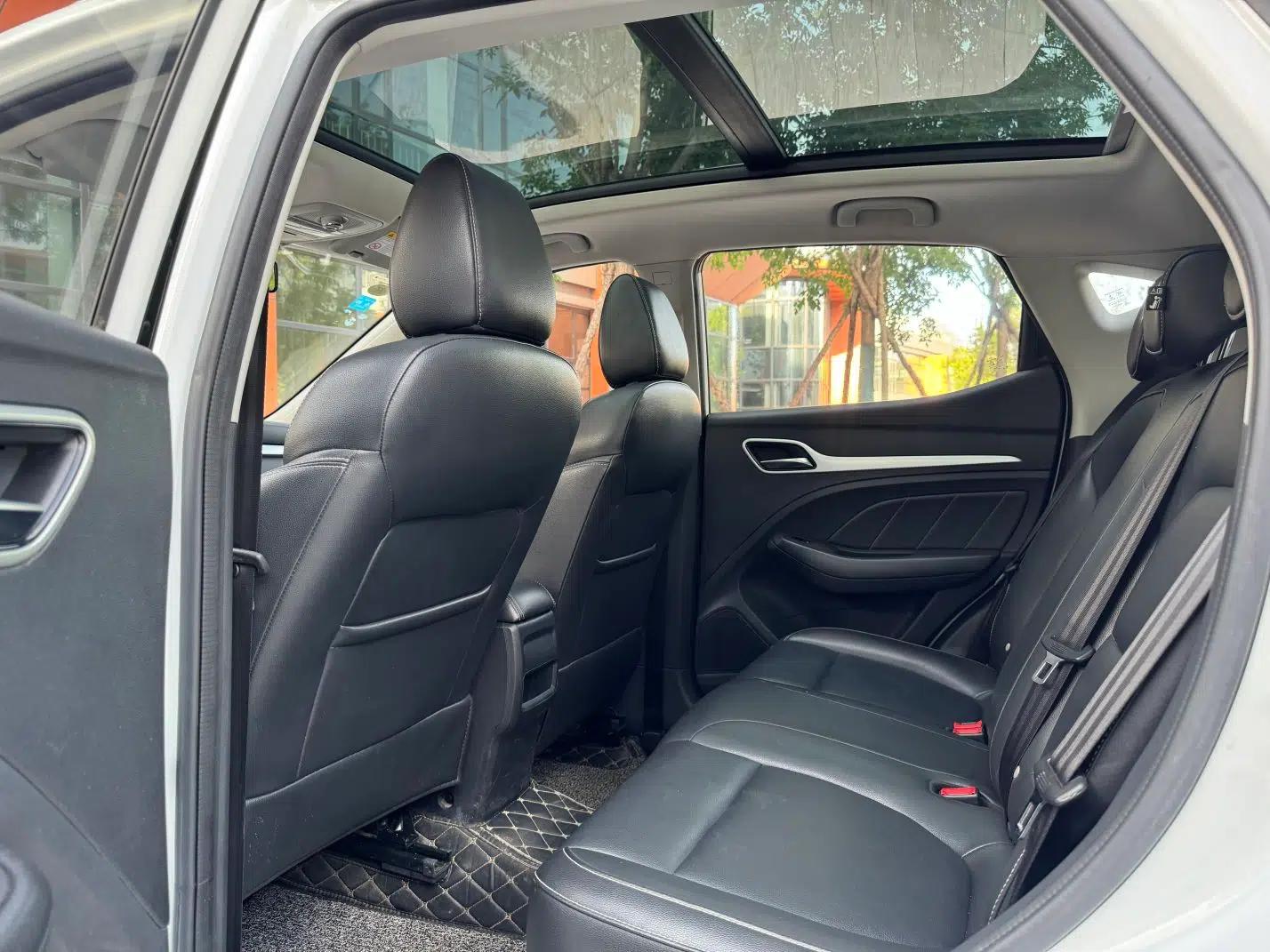 MG ZS 2018 1.5L Automatic Luxury Edition China V Standard — миниатюра 21
