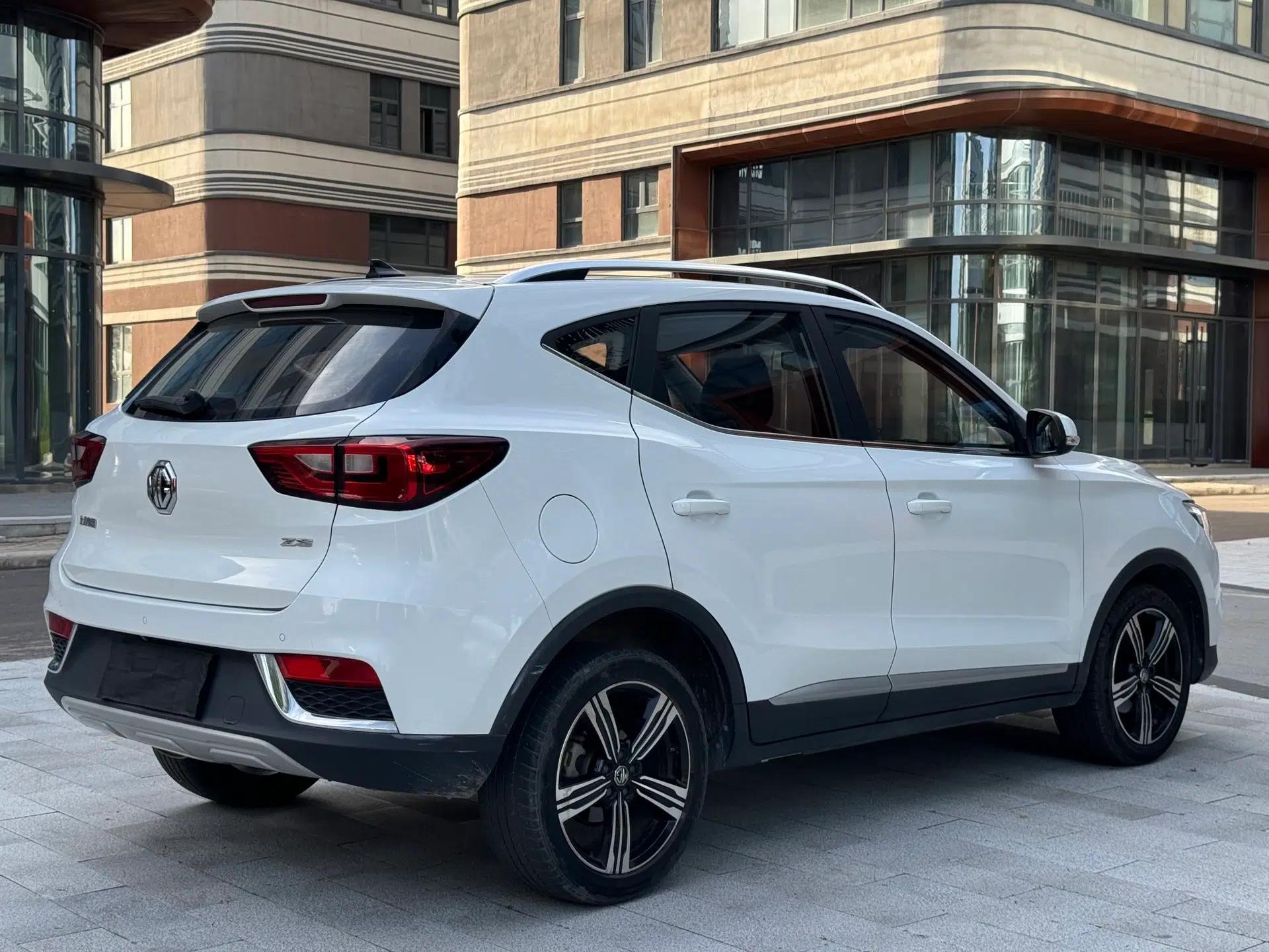 MG ZS 2018 1.5L Automatic Luxury Edition China V Standard — миниатюра 7