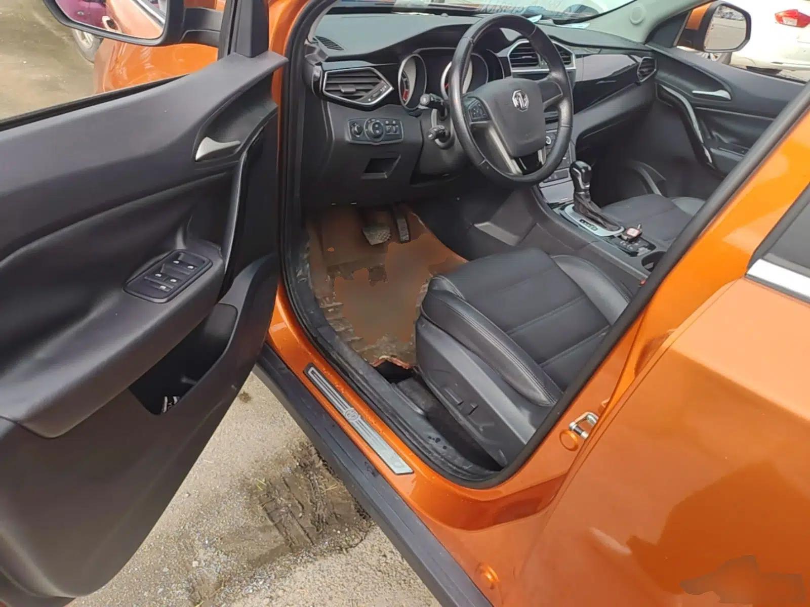 MG GS 2016 1.5TGI TST Luxury Edition — миниатюра 19