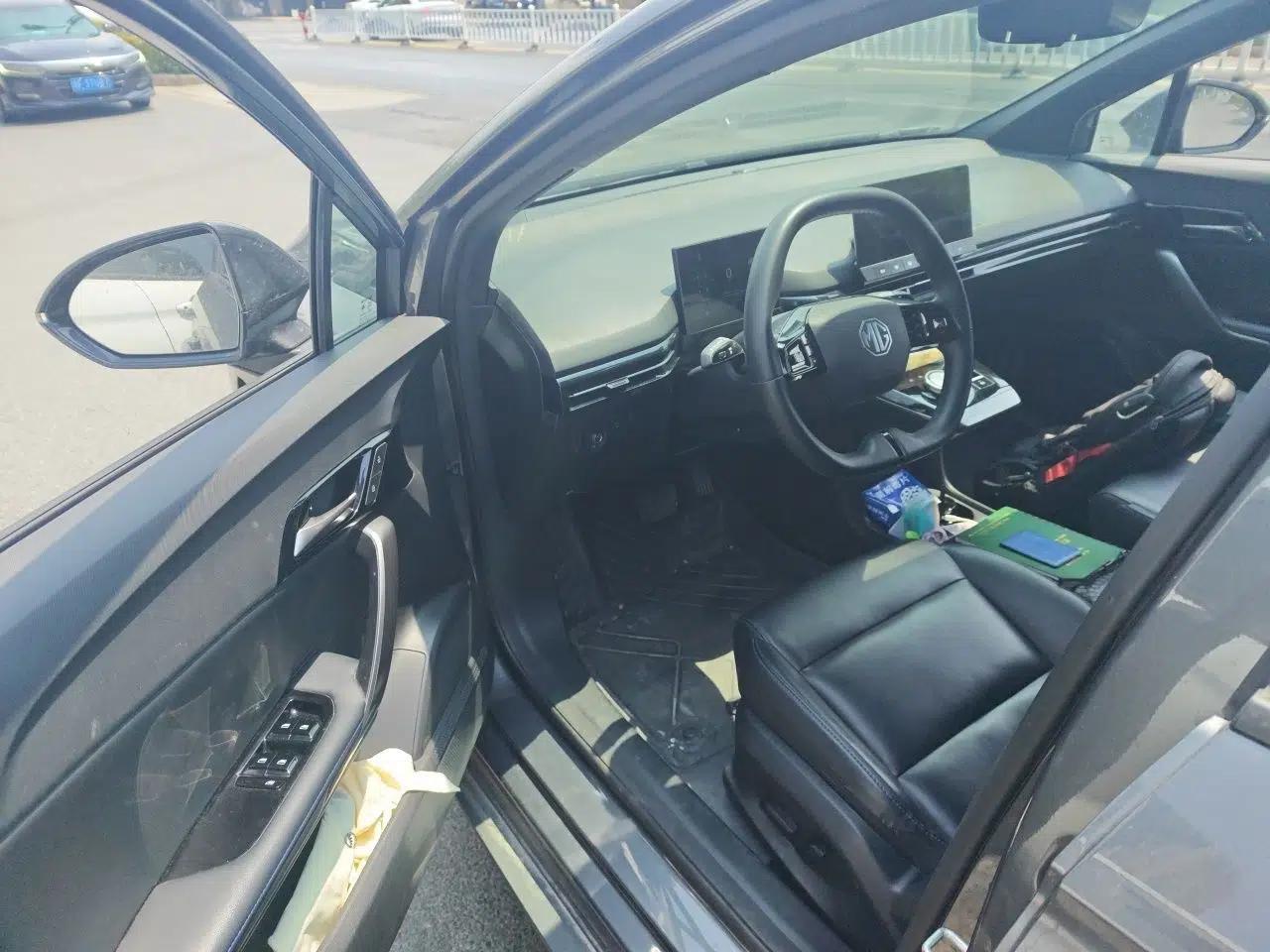 MG 4 EV 2022 425 km Luxury Edition — миниатюра 17