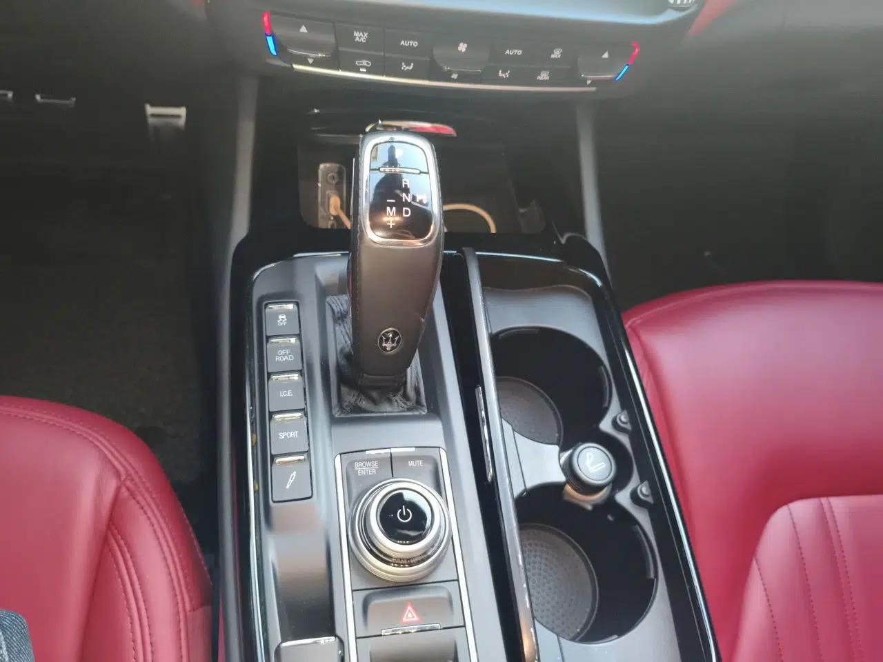Maserati Levante 2021 3.0T Standard Edition — миниатюра 15