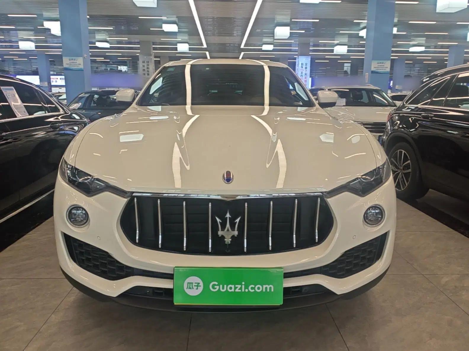 Maserati Levante 2019 3.0T Standard Version China VI — миниатюра 2