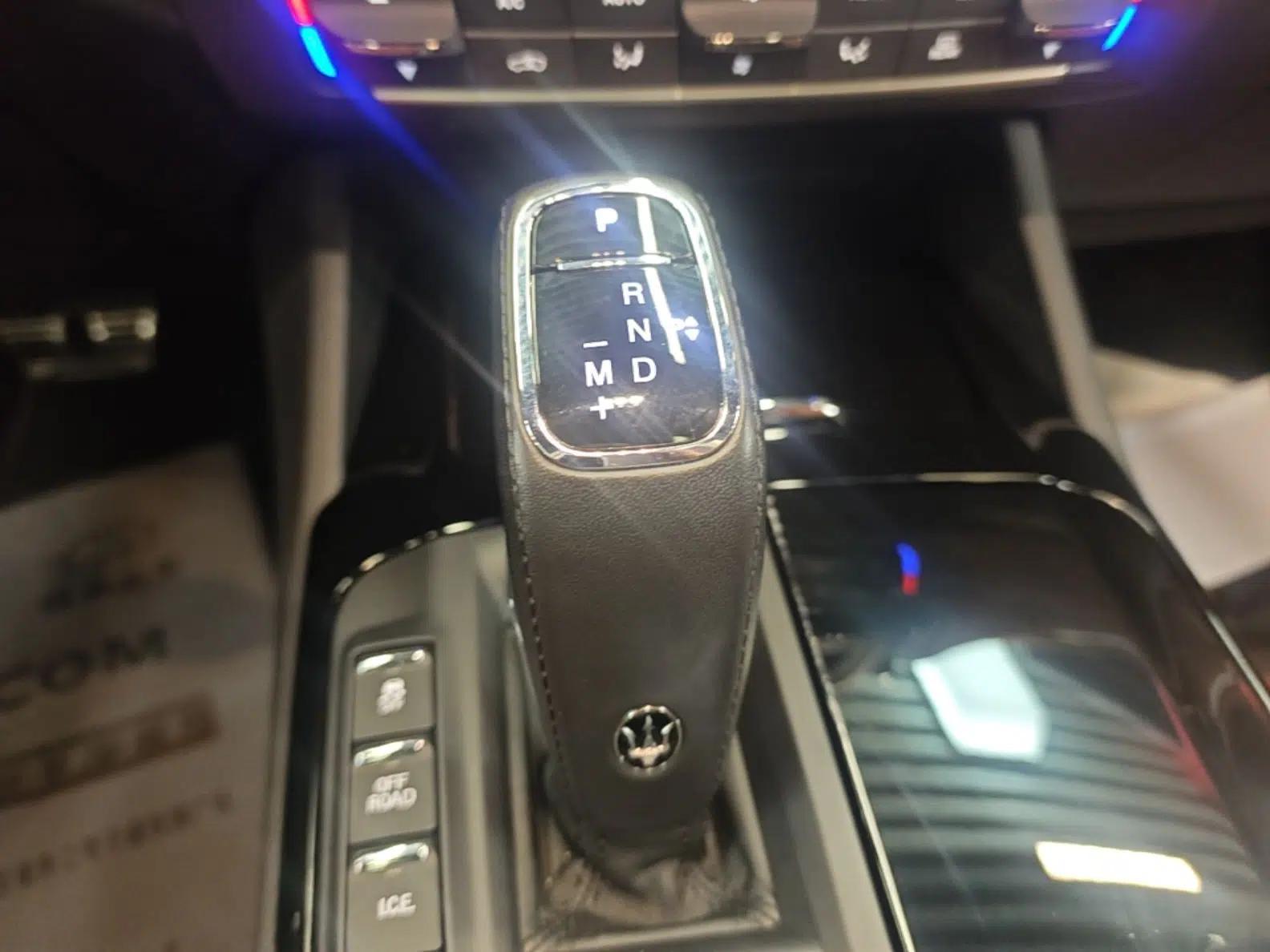 Maserati Levante 2019 3.0T Standard Version China VI — миниатюра 17