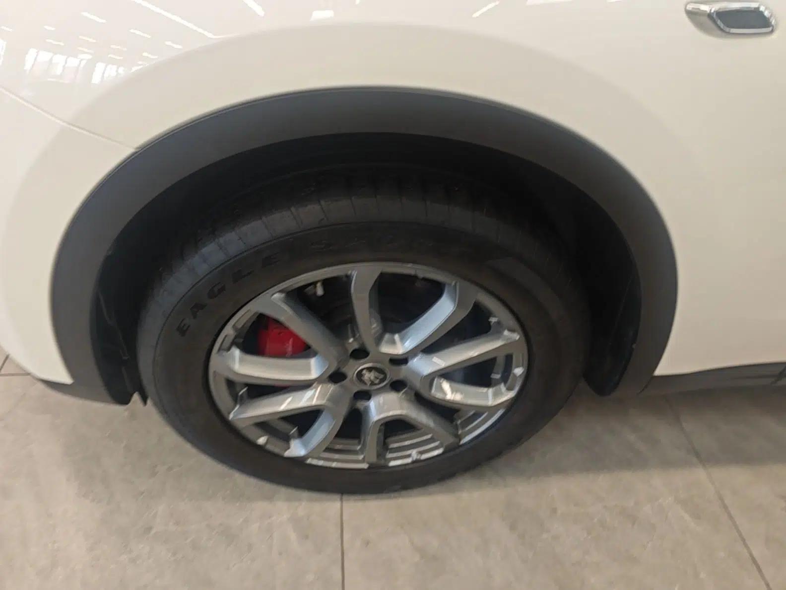 Maserati Levante 2019 3.0T Standard Version China VI — миниатюра 8