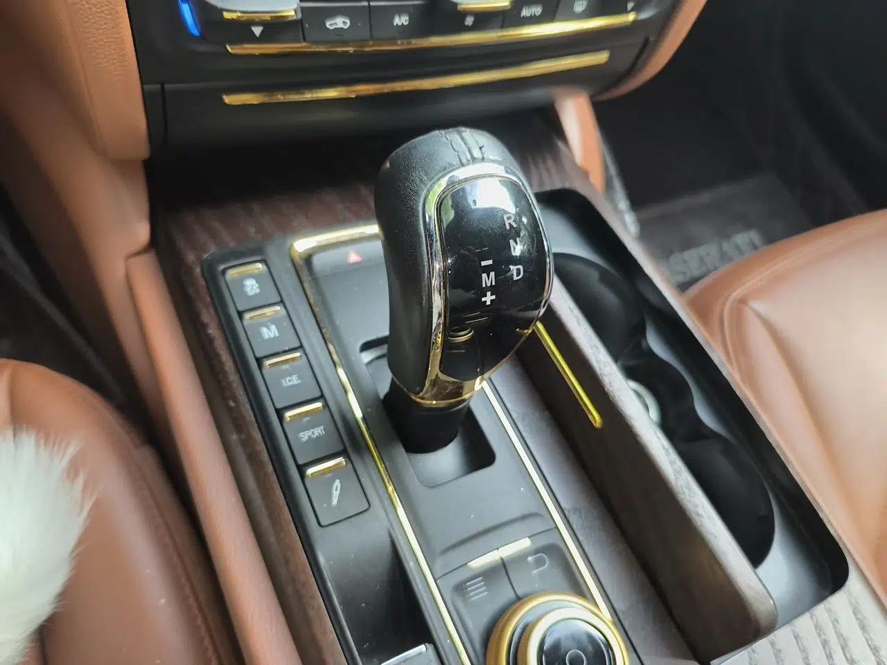 Maserati President 2017 3.0T Standard Model — миниатюра 15