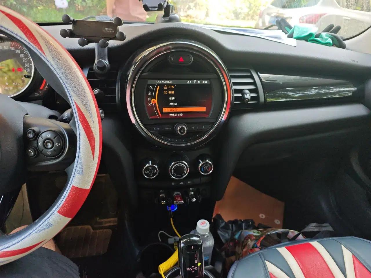 MINI 2018 1.5T ONE PLUS — миниатюра 14
