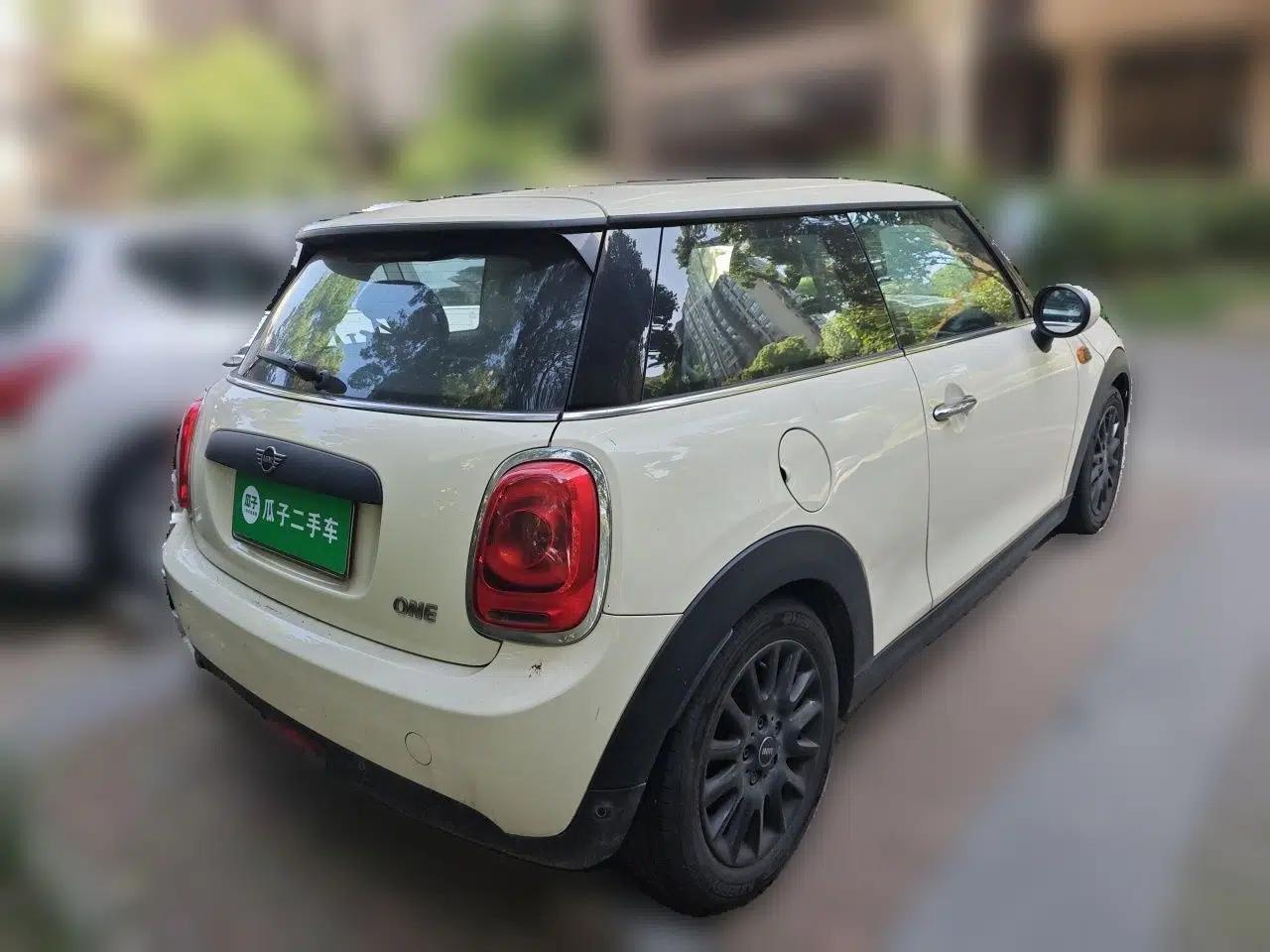 MINI 2018 1.5T ONE PLUS — миниатюра 6