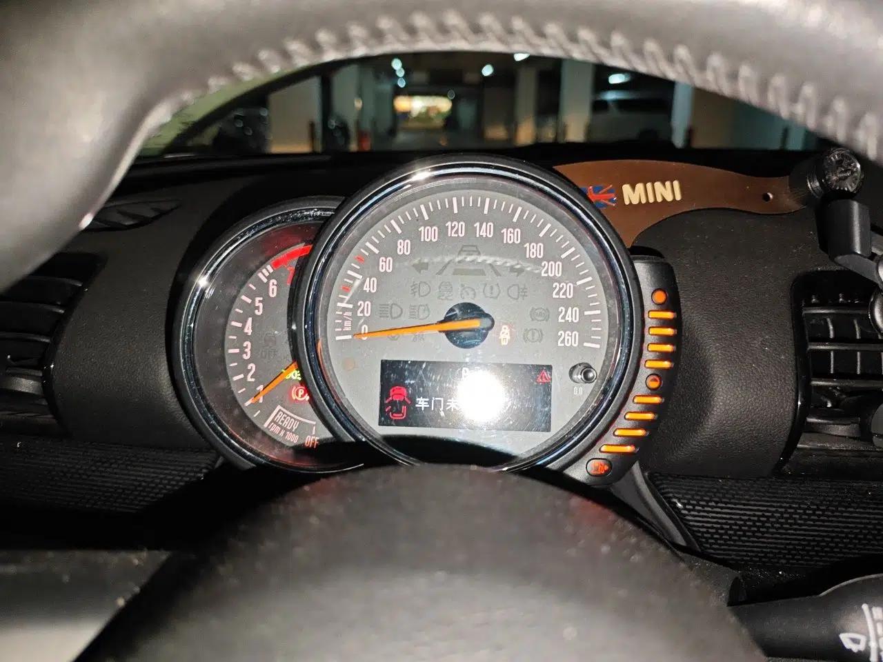 MINI  — миниатюра 12
