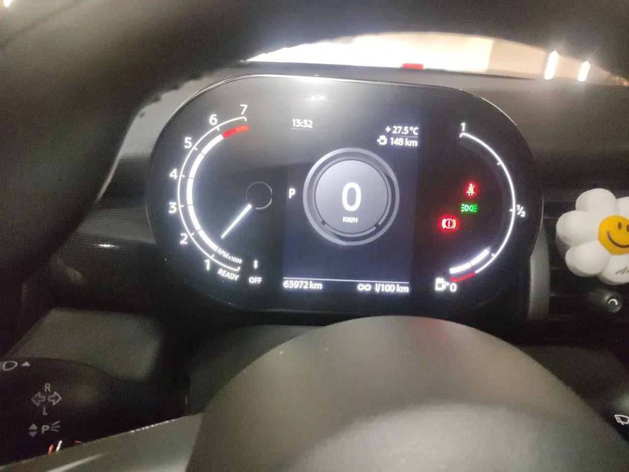 MINI 2021 1.5T COOPER Classic Edition — миниатюра 12