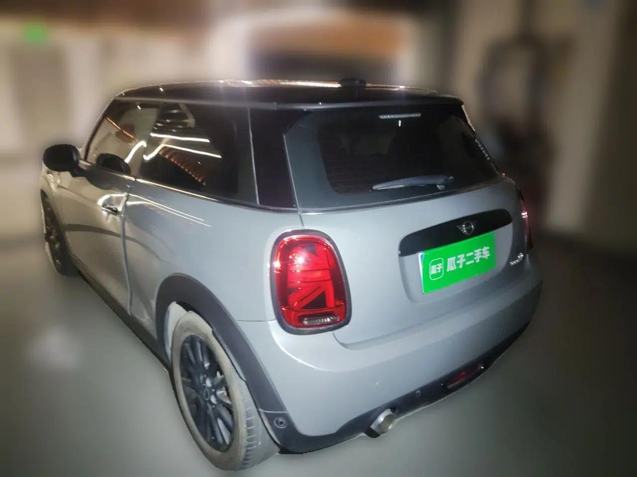MINI 2021 1.5T COOPER Classic Edition — миниатюра 4