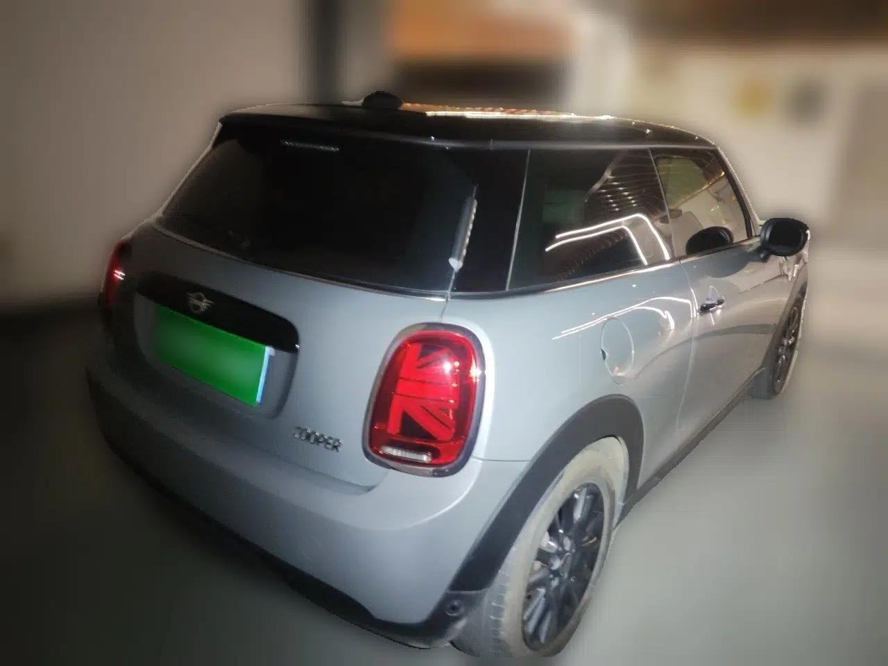MINI 2021 1.5T COOPER Classic Edition — миниатюра 6