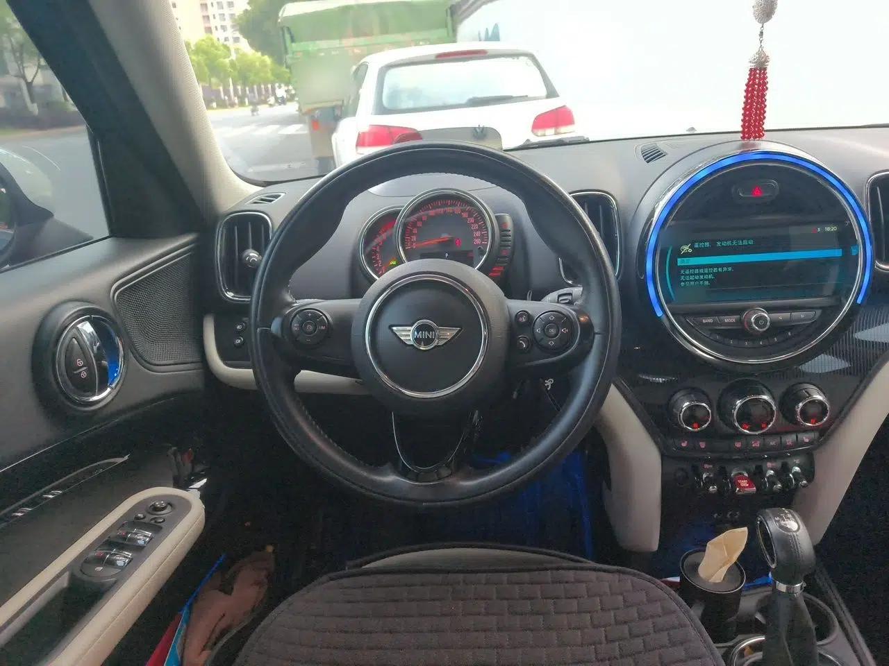 MINI Countryman 2017 2.0T COOPER S ALL4 Explorer — миниатюра 11