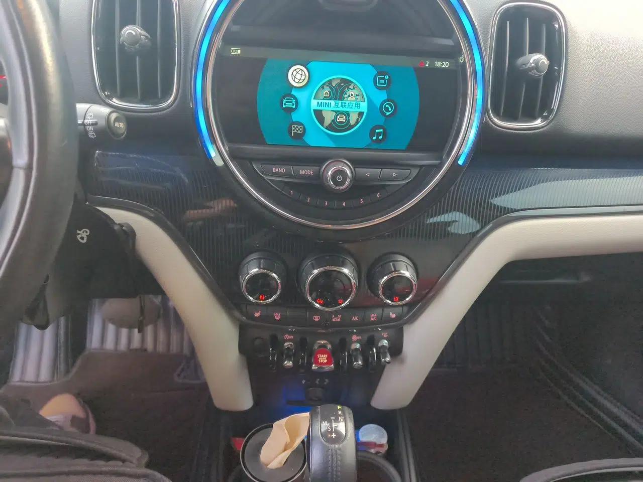 MINI Countryman 2017 2.0T COOPER S ALL4 Explorer — миниатюра 14