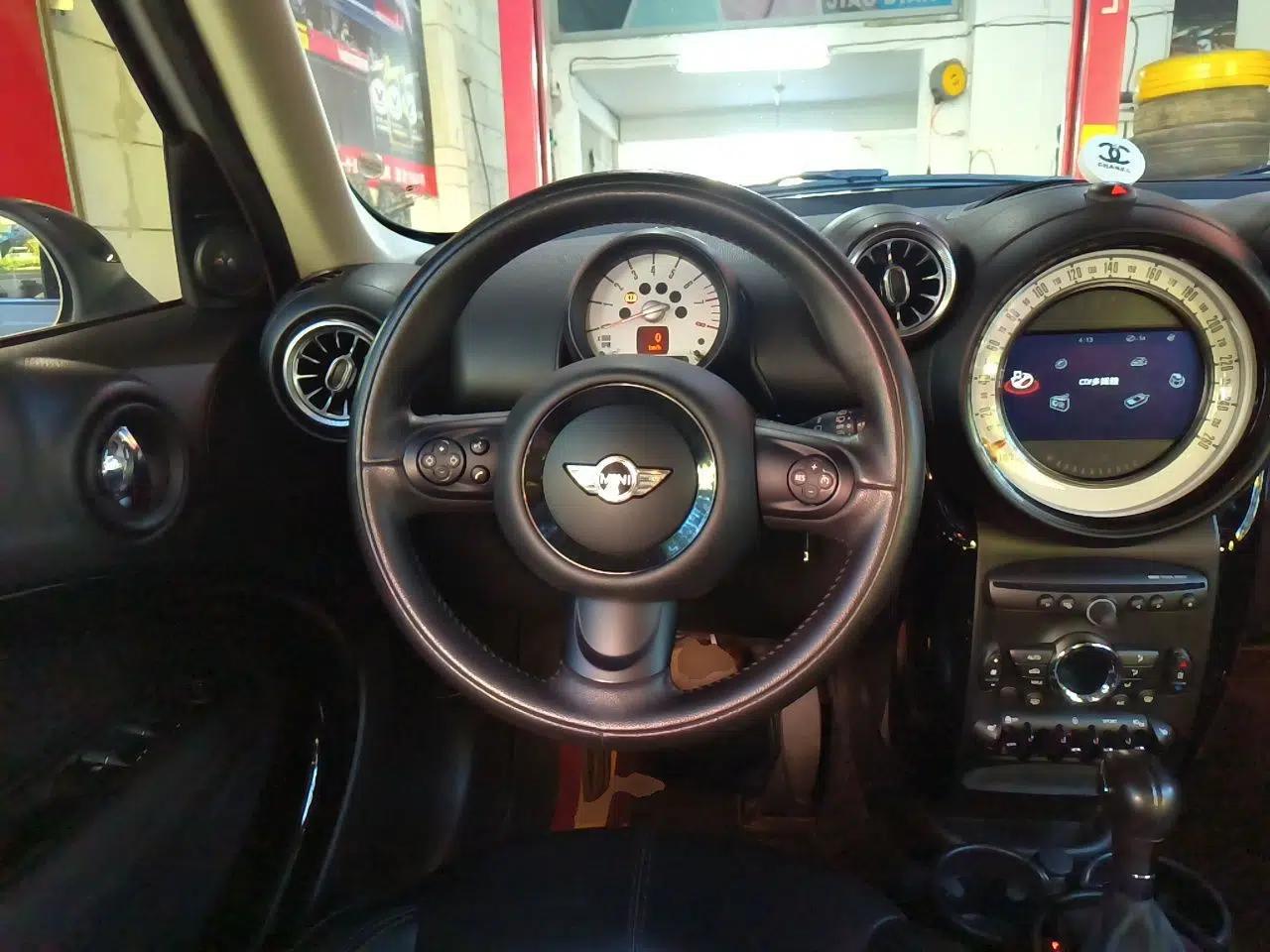 MINI Countryman 2013 1.6T COOPER ALL4 Excitement — миниатюра 11