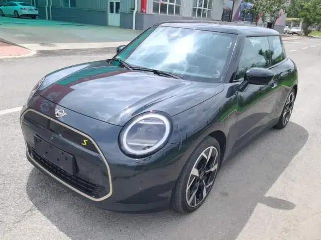 MINI Electric COOPER 2024 452km COOPER SE Artist