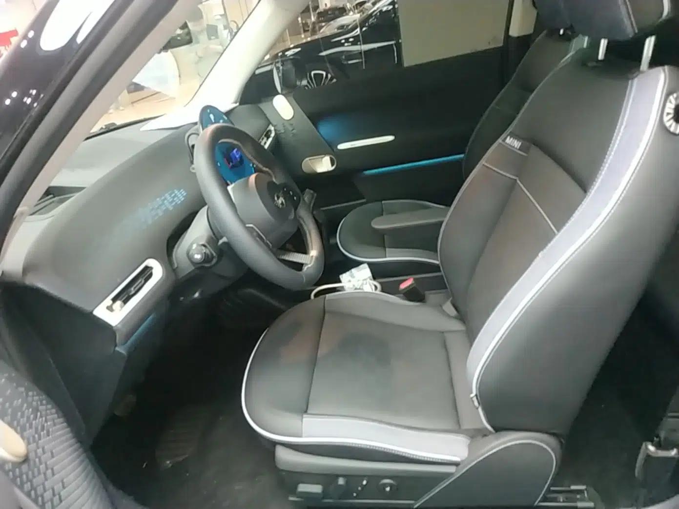 MINI Electric COOPER 2024 452km COOPER SE Artist — миниатюра 18