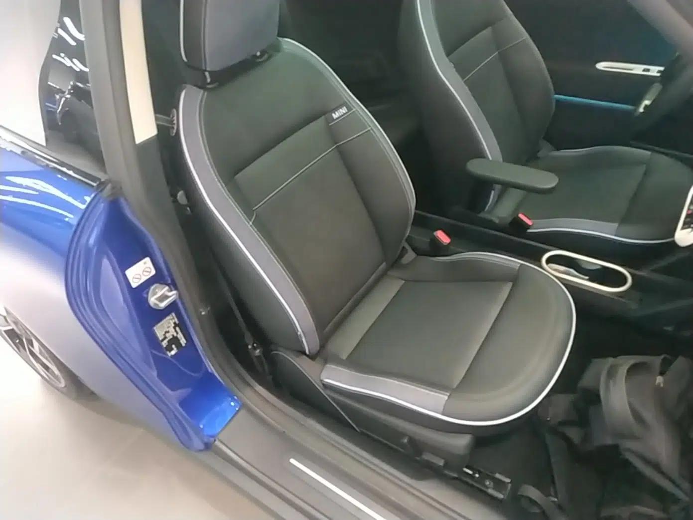 MINI Electric COOPER 2024 452km COOPER SE Artist — миниатюра 23