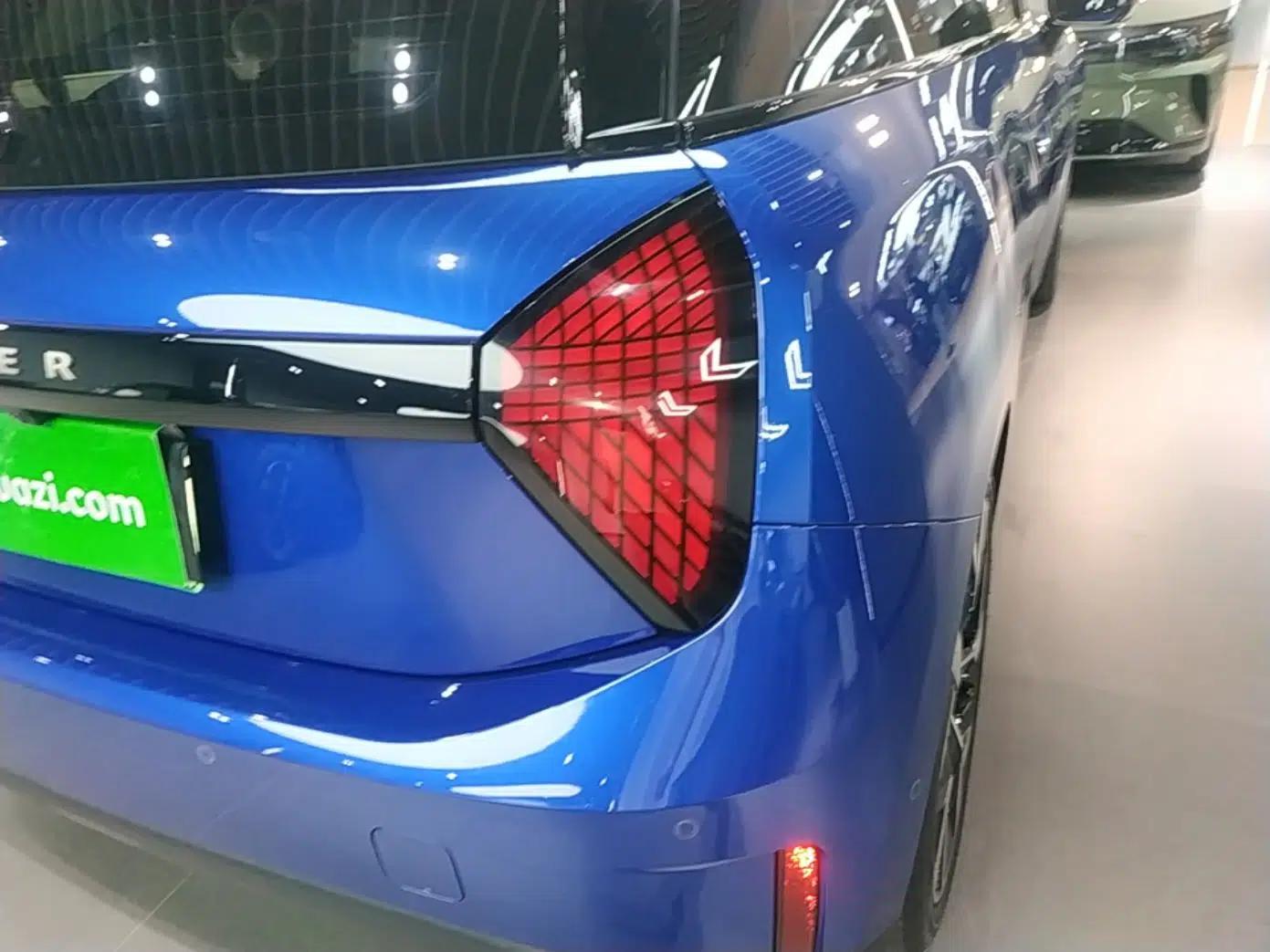 MINI Electric COOPER 2024 452km COOPER SE Artist — миниатюра 7