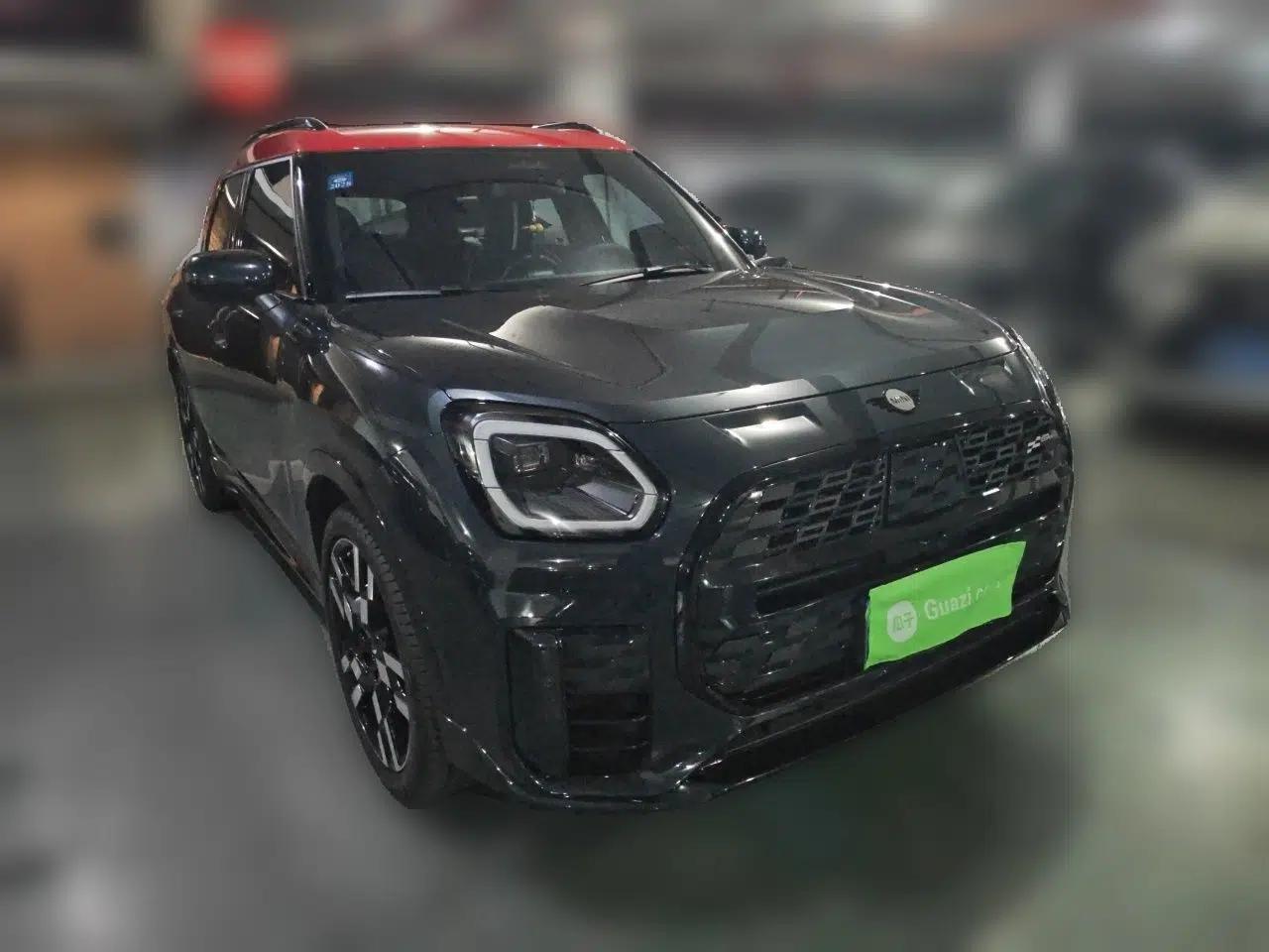 MINI JCM COUNTRYMAN 2024 2.0T JOHN COOPER WORKS — миниатюра 3