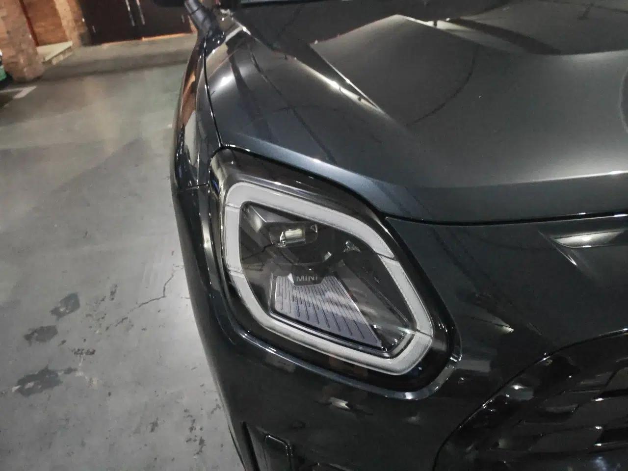 MINI JCM COUNTRYMAN 2024 2.0T JOHN COOPER WORKS — миниатюра 7
