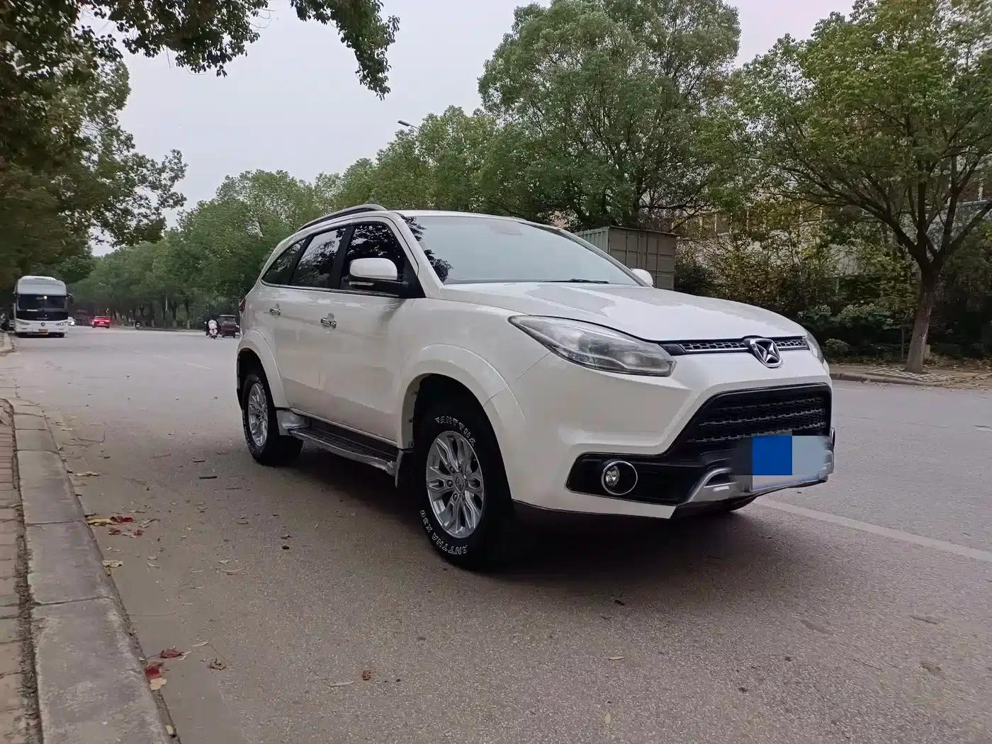 Yusheng S350 2016 2.0T Automatic 4WD Gasoline Luxury 5-Seater — миниатюра 2