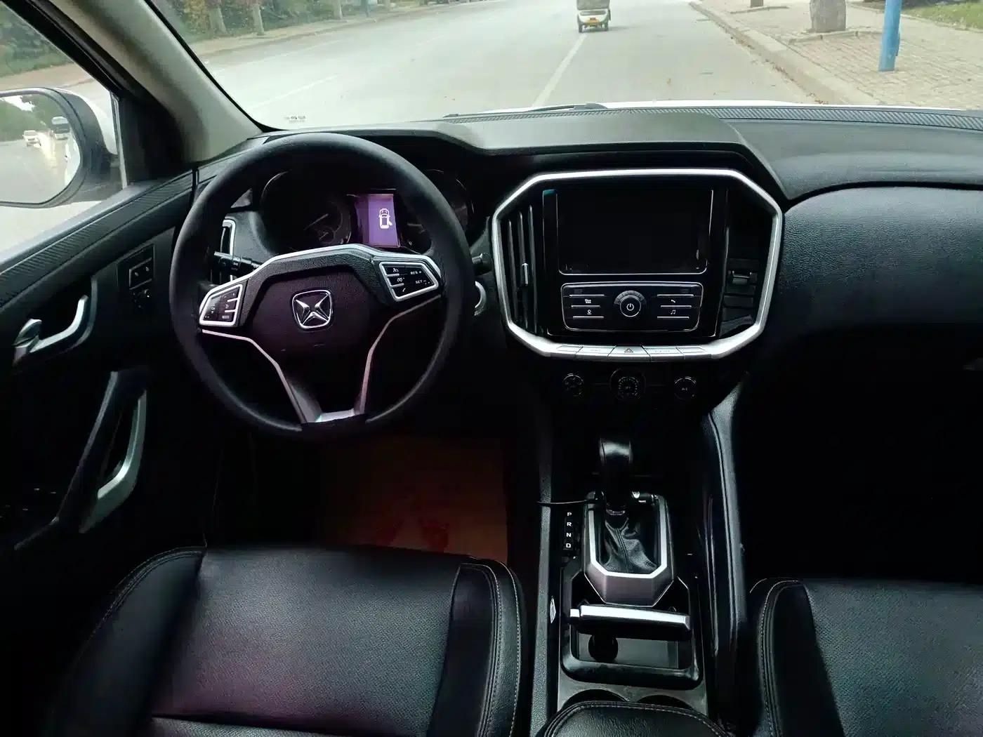 Yusheng S350 2016 2.0T Automatic 4WD Gasoline Luxury 5-Seater — миниатюра 5