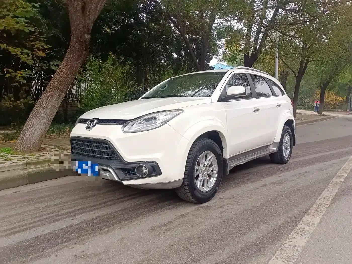 Yusheng S350 2016 2.0T Automatic 4WD Gasoline Luxury 5-Seater — миниатюра 1