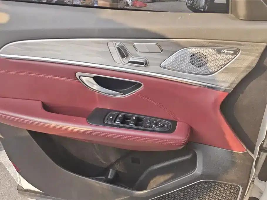 Jetour X70 PLUS 2023 1.5T DCT Warrior PLUS 7-seater — миниатюра 7